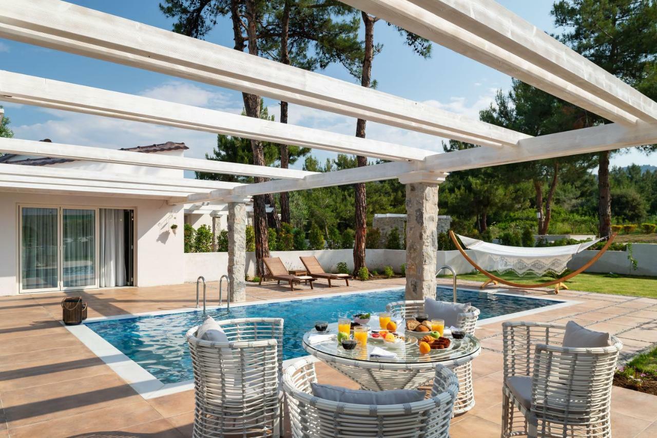 Alexandra Beach Spa Resort Потос Екстер'єр фото